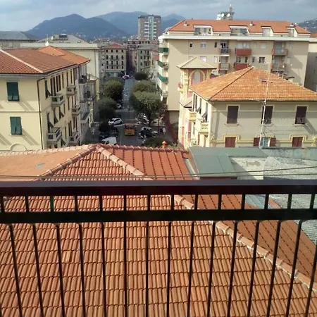 Casa Al Mare 拉瓦尼亚